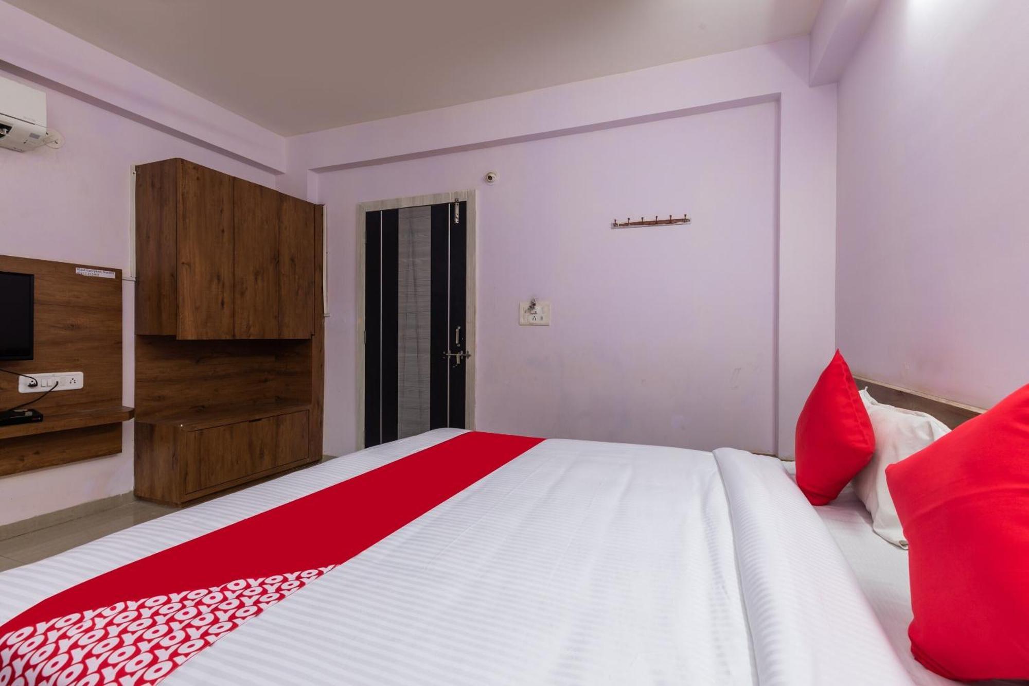 Collection O Prince Palace Ratlam ภายนอก รูปภาพ