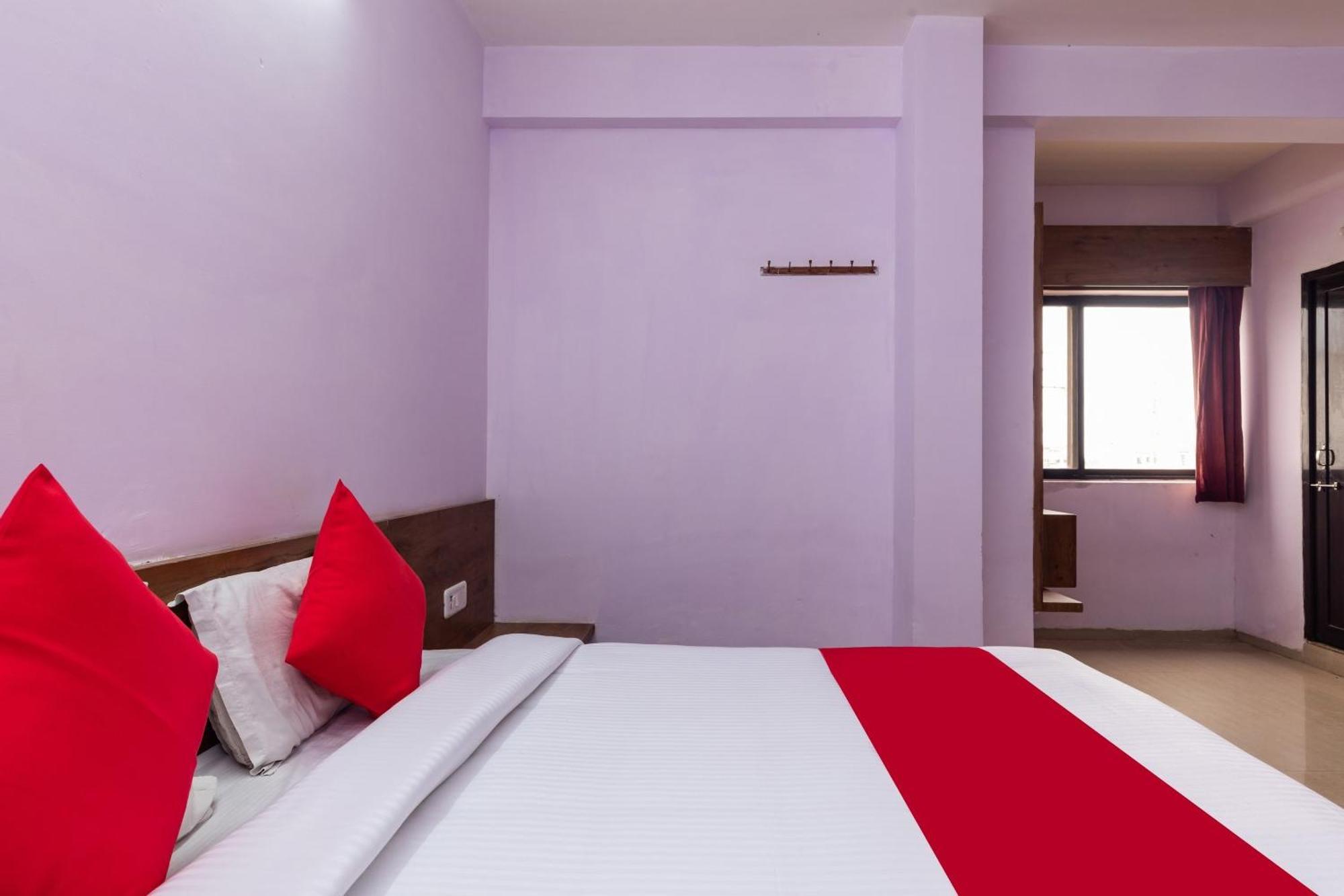 Collection O Prince Palace Ratlam ภายนอก รูปภาพ