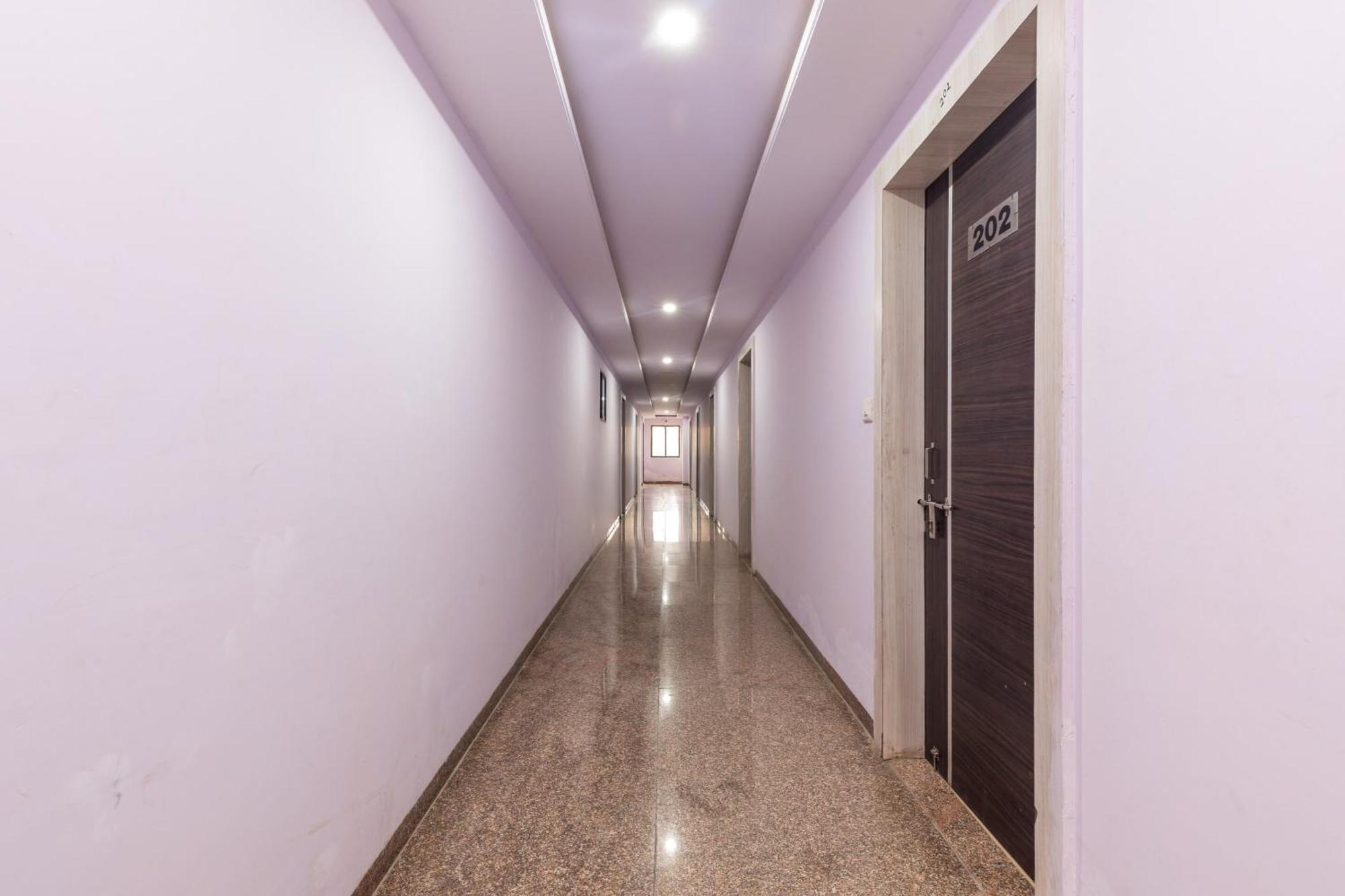 Collection O Prince Palace Ratlam ภายนอก รูปภาพ