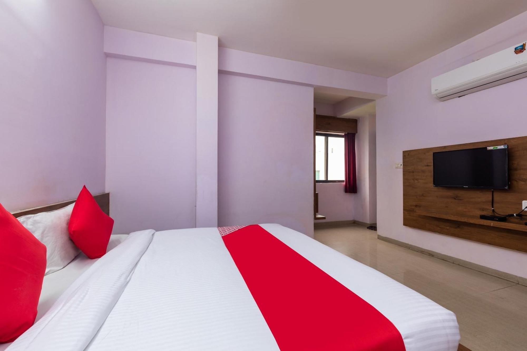Collection O Prince Palace Ratlam ภายนอก รูปภาพ