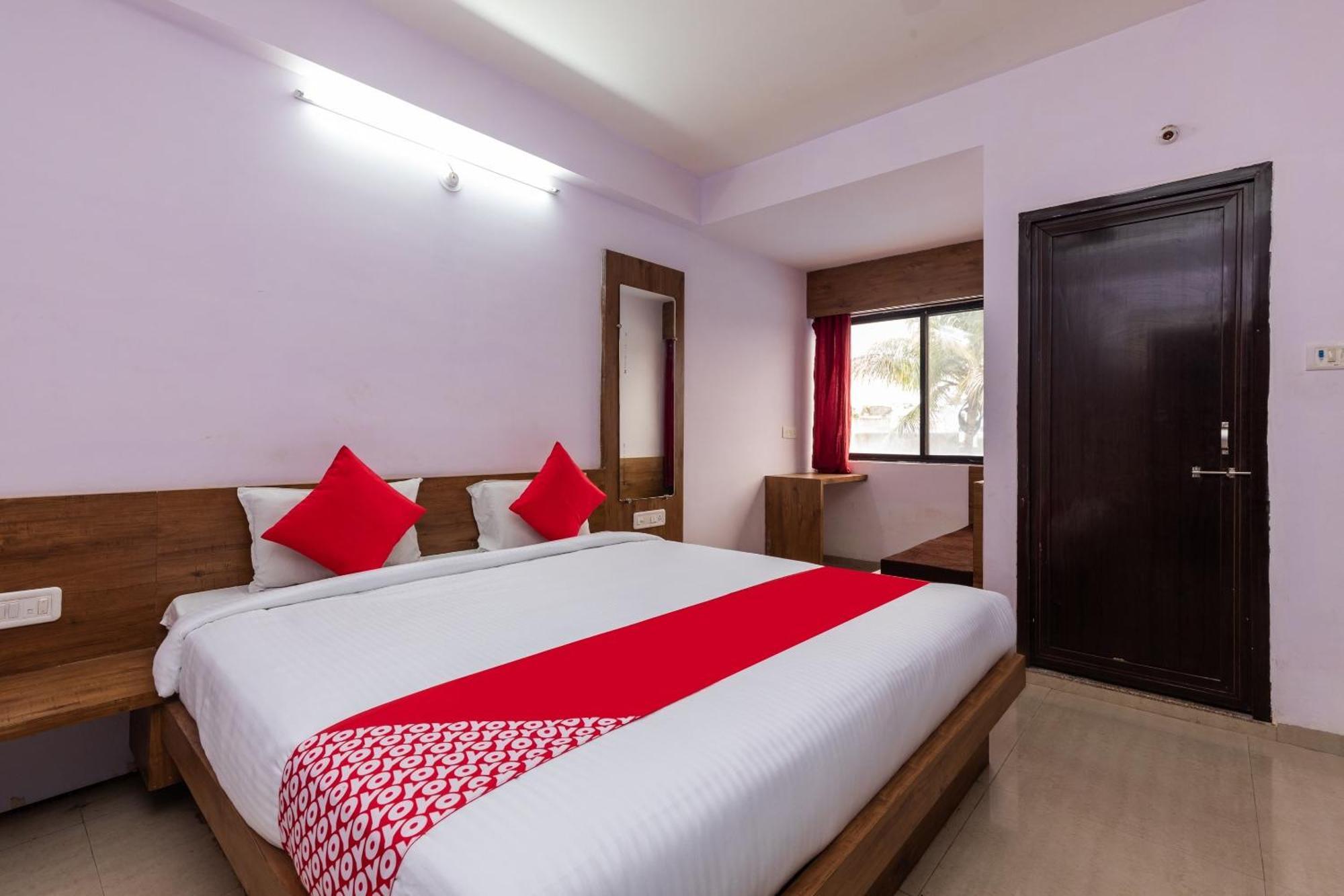 Collection O Prince Palace Ratlam ภายนอก รูปภาพ