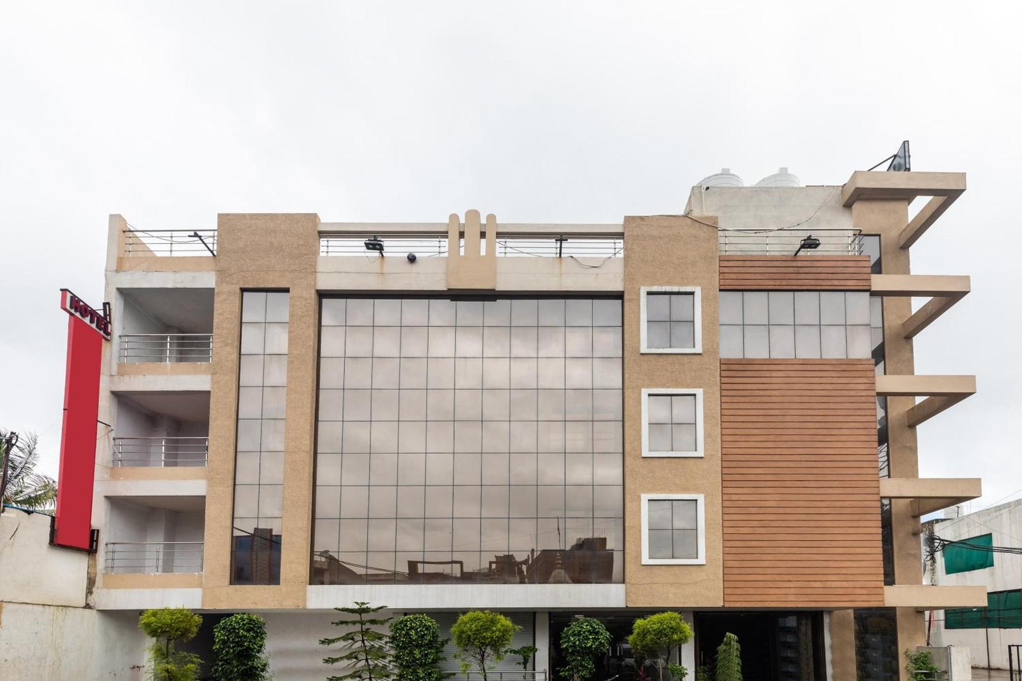Collection O Prince Palace Ratlam ภายนอก รูปภาพ