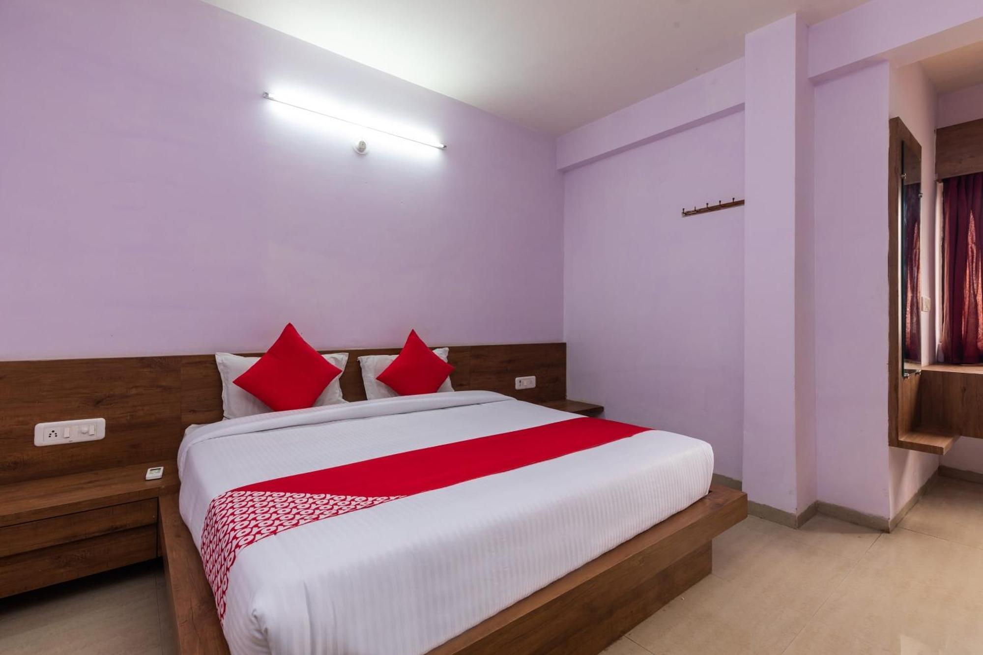 Collection O Prince Palace Ratlam ภายนอก รูปภาพ